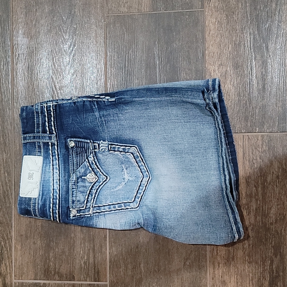 Miss Me Shorts size 32